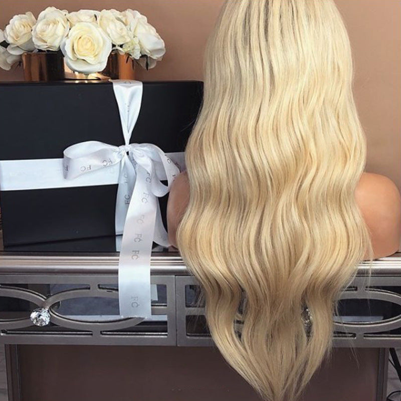 Long Wavy Blonde Synthetic Wig